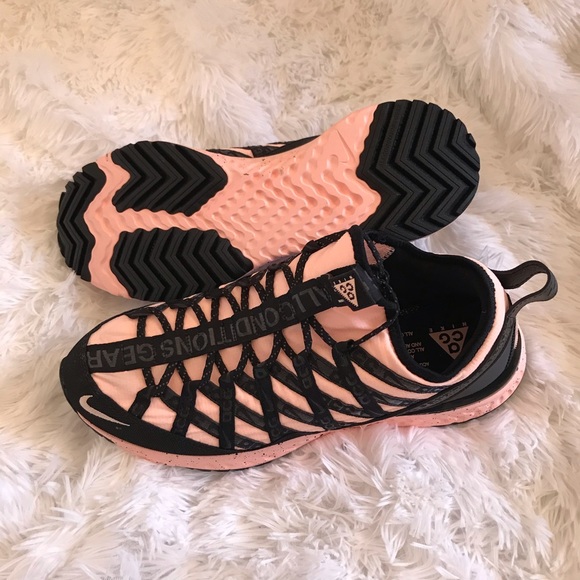 🚨SOLD🚨Nike Men’s ACG React Terra Gobe Black Pink - Picture 4 of 6